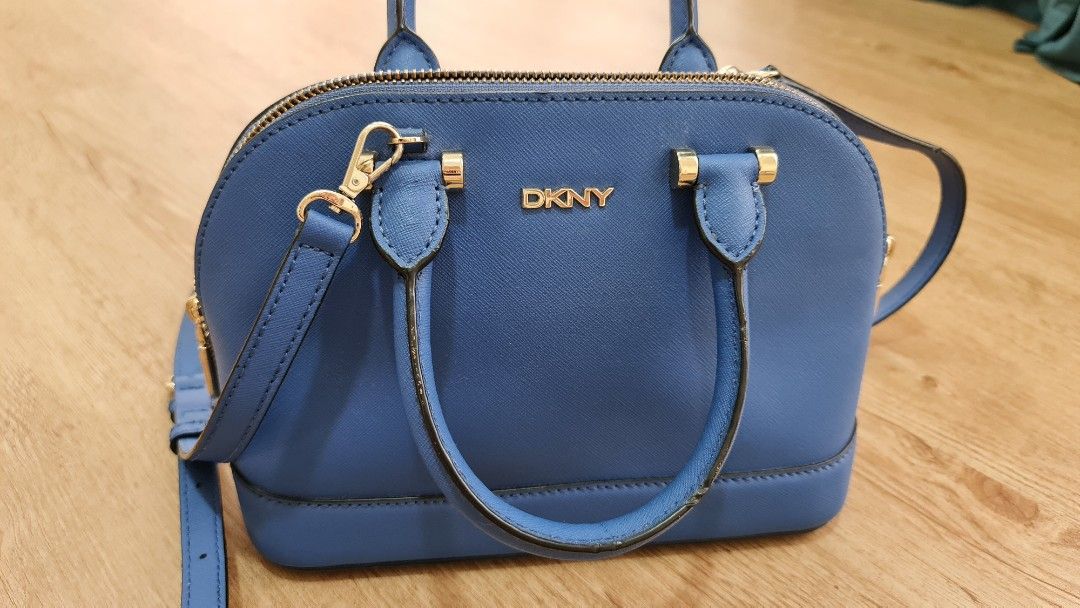 DKNY Elissa Small Adjustable Strap Crossbody Shoulder Bag - Macy's |  Shoulder bag, Bags, Crossbody bag