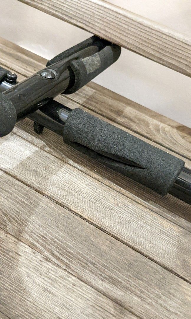 Door frame pull up bar, Sports Equipment, Exercise & Fitness, Toning & Stretching Accessories on