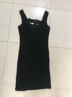 dress bodycon hitam black midi mididress tanpa lengan pesta party beach sexy bodycon office looks formal casual motif renda