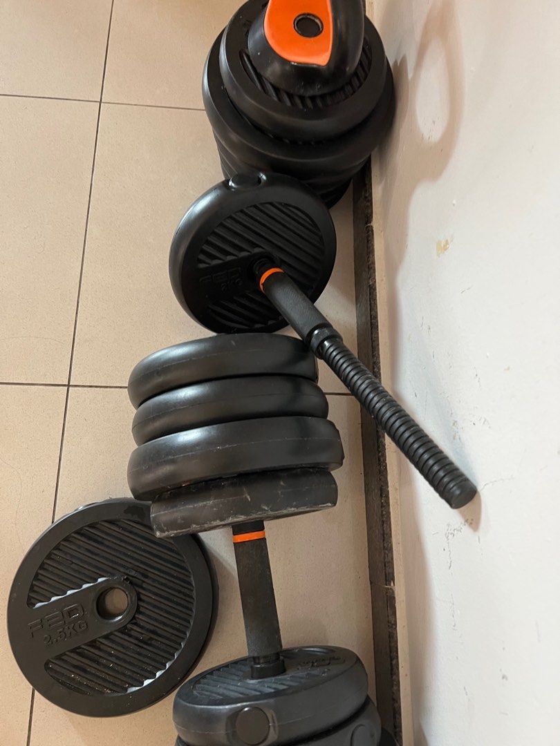 Dumbbell Set, Sports Equipment, Exercise & Fitness, Weights & Dumbbells