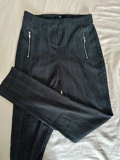 F&F Corporate Pants with Pinstripes & Pockets (US2)