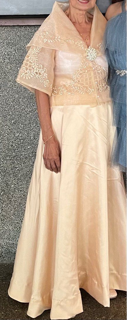 Filipiniana Gown Set (Category: Traditional & Ethnic wear) located in Quezon City. Submitted by declutter_p (Listing ID 1245884841, Image 2). Description: Perfect for graduation, oath taking and formal events Used once only! .