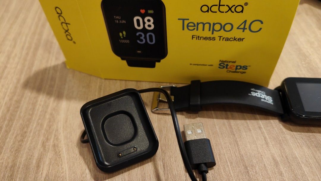 Fitness tracker charger online
