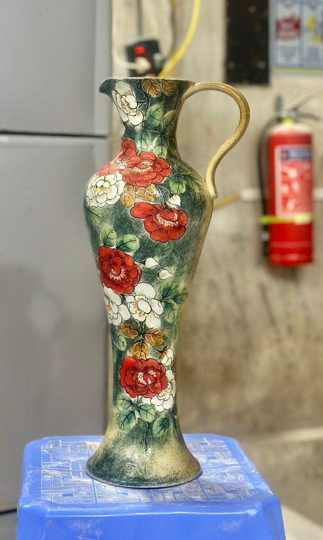 Flower vase pottery, Furniture & Home Living, Home Decor, Vases