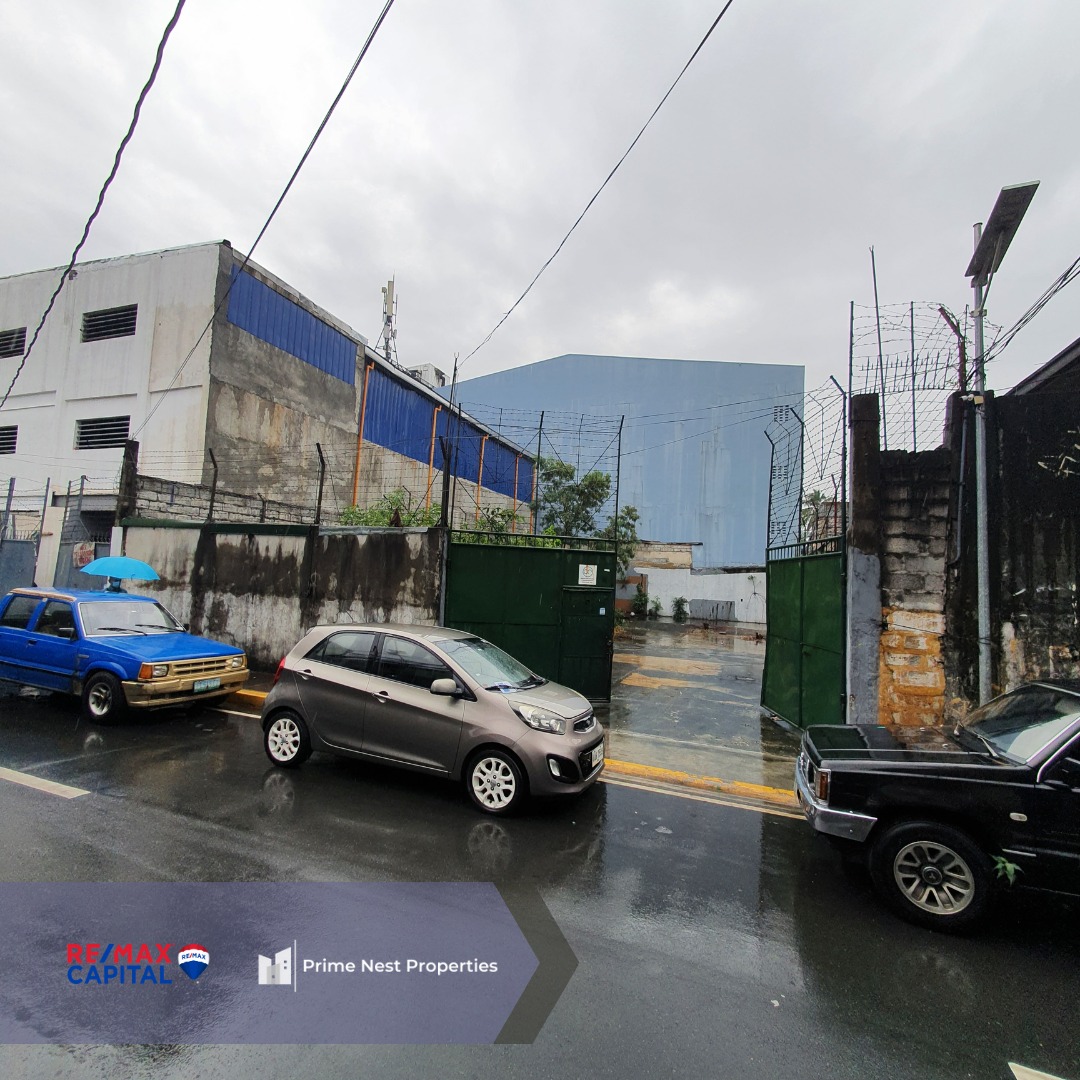 FOR SALE 435 sqm Vacant Lot at Barangay San Isidro, Makati City