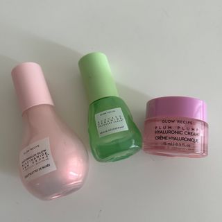 (Category: ) located in . Submitted by preloved.petals (Listing ID 1245827592, Image 1). Description: .