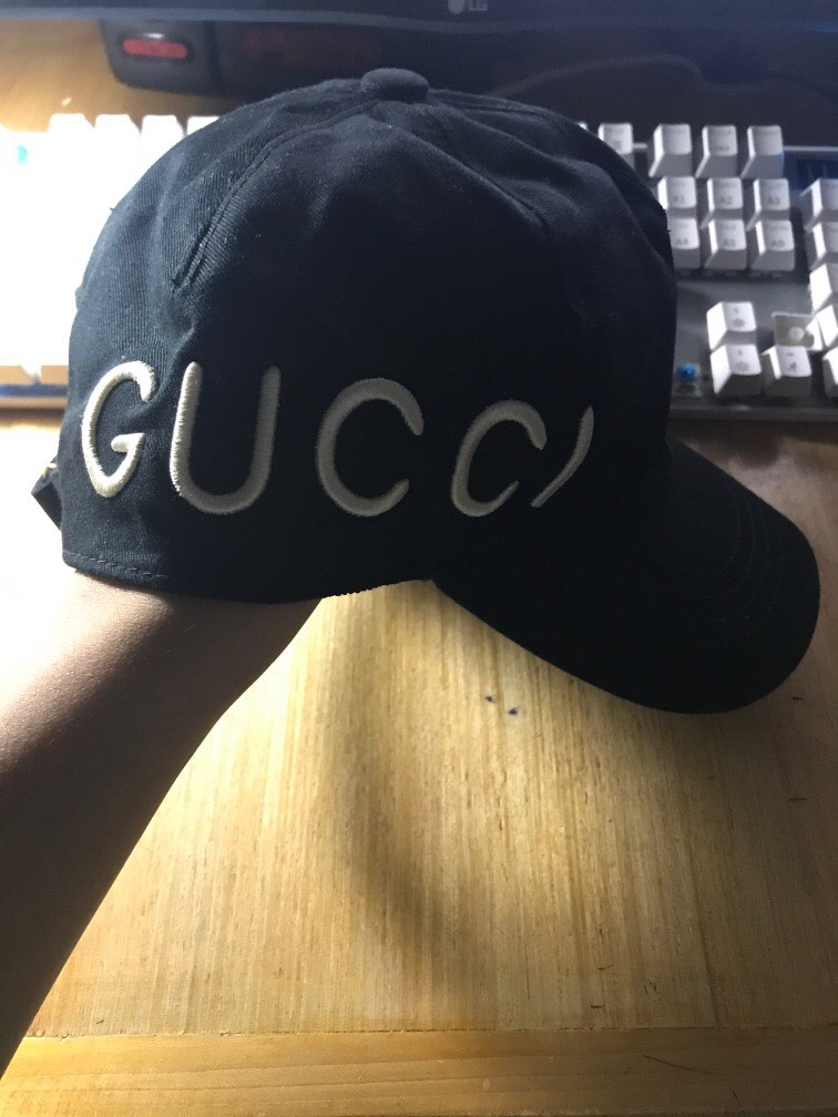 Gucci top loved hat