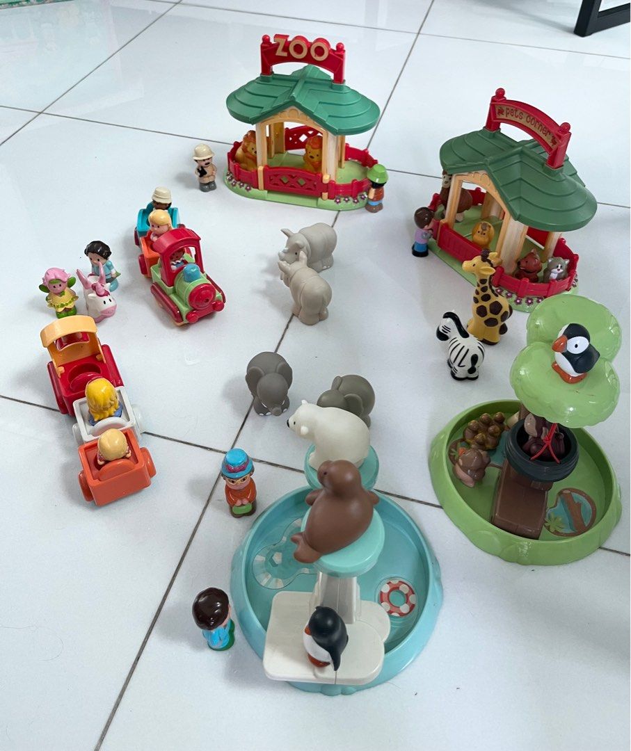 Happyland zoo best sale set