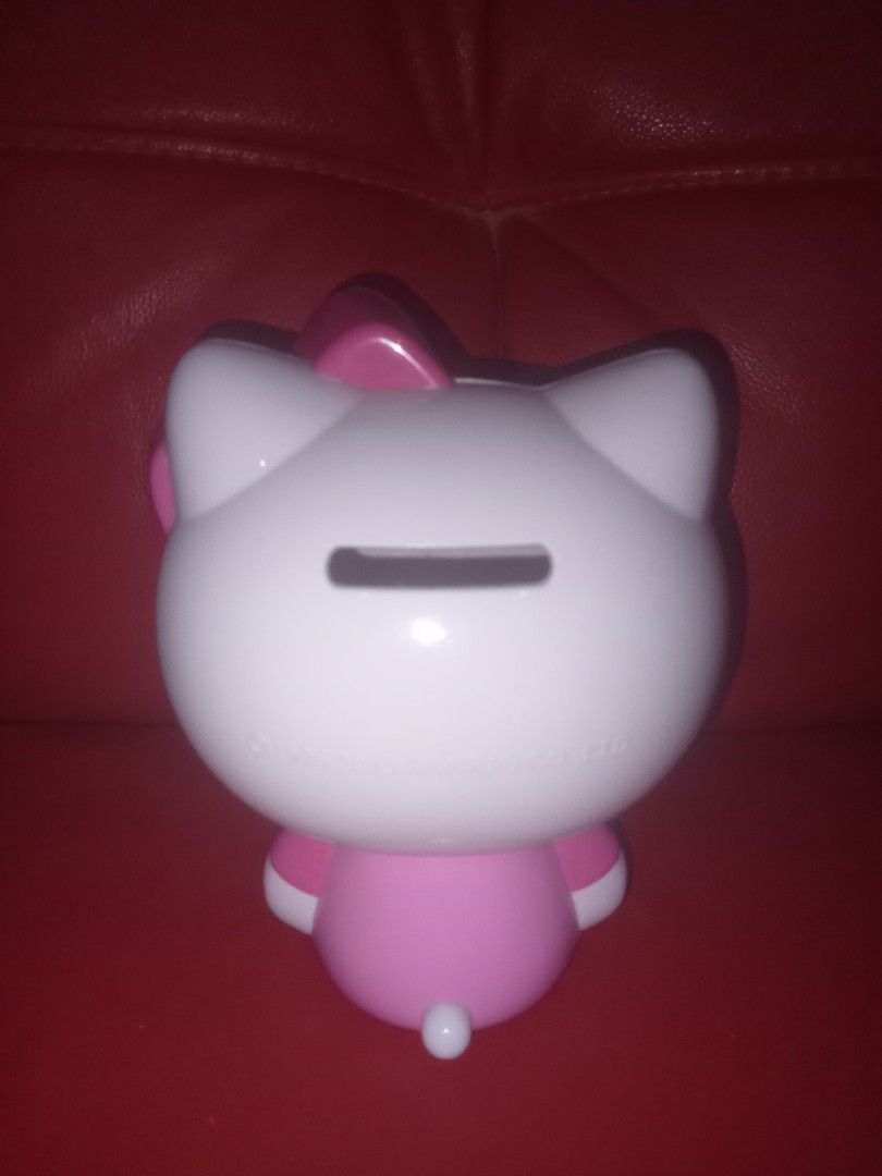 Hello Kitty Piggy Bank, Everything Else on Carousell