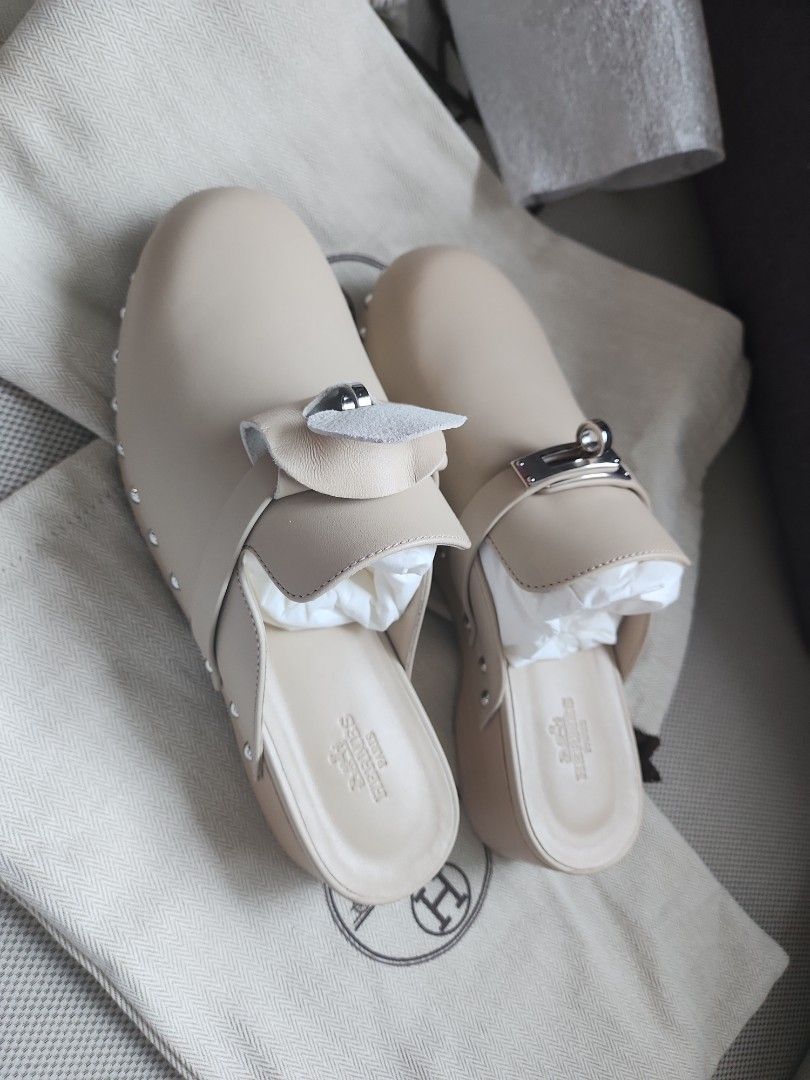 Hermes discount wedge shoes