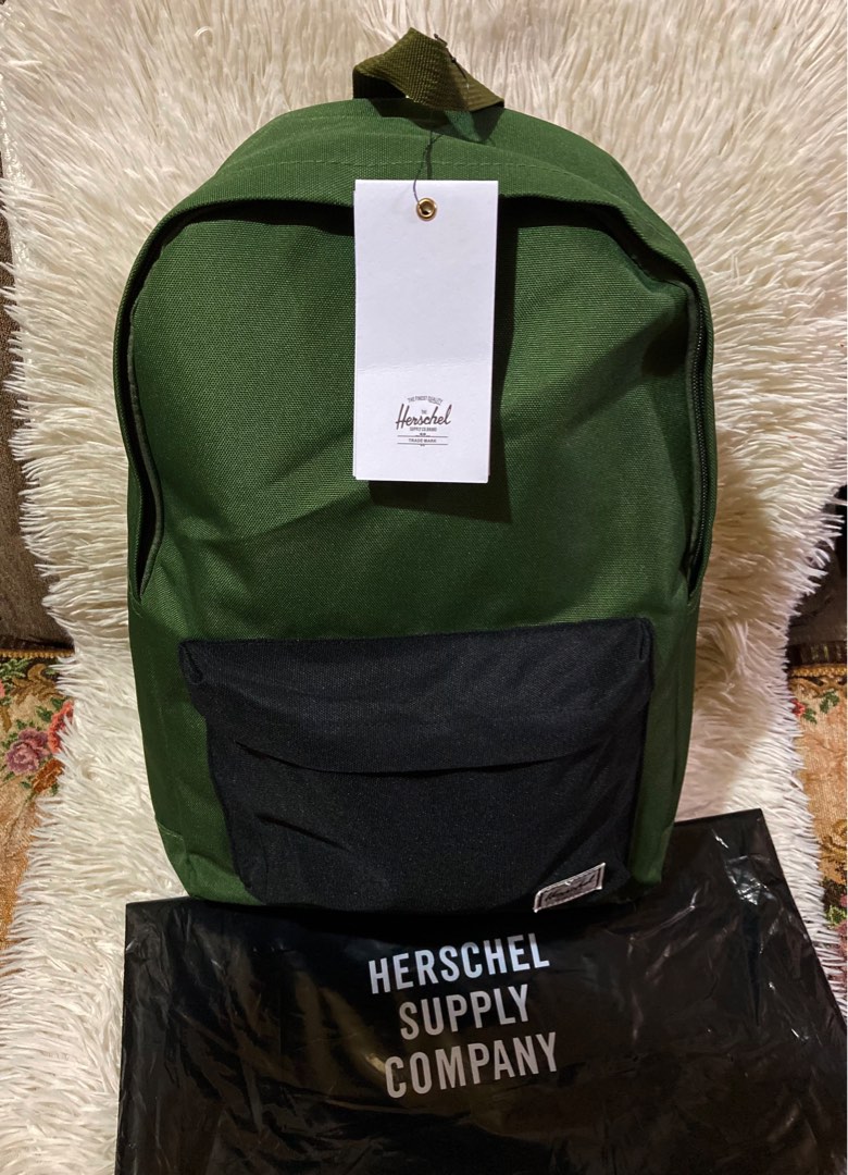 supreme Backpack（バッグパック）23L拠点数