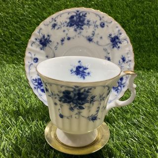 Hoya White Shadow Bone China Blue Flower Pattern Footed Demitasse Tea Cup and Saucer Gold Rim with Backstamp, 1duo available - P450.00