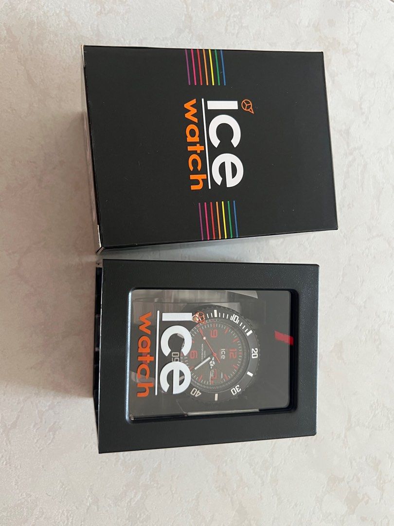 Ice clearance watch carbon