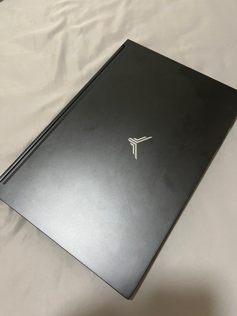 Illegear ONYX V Gaming Laptop AMD RYZEN7 4800H RTX3060 1TB SSD