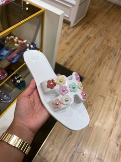 (Category: ) located in . Submitted by nanaa17 (Listing ID 1245928817, Image 1). Description: .