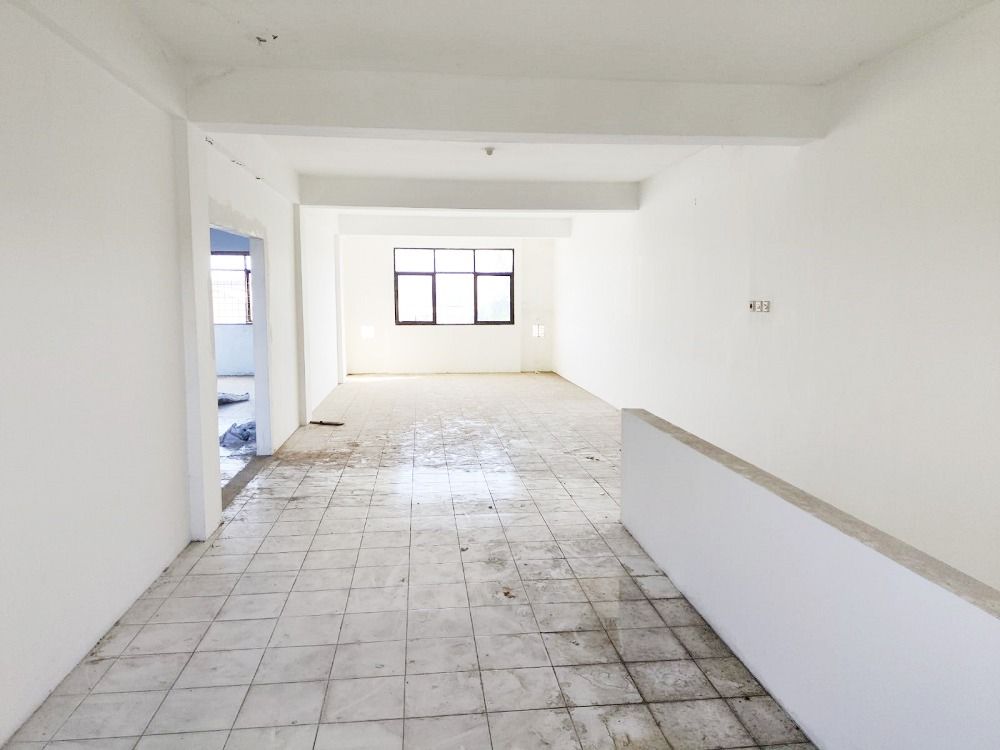jual_ruko_3_lantai_di_ampenan__1690617150_e38c4e17_progressive