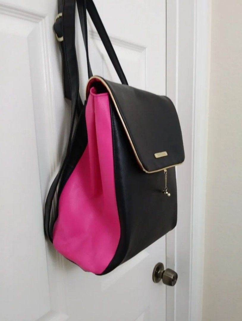 Pink and black juicy couture backpack store