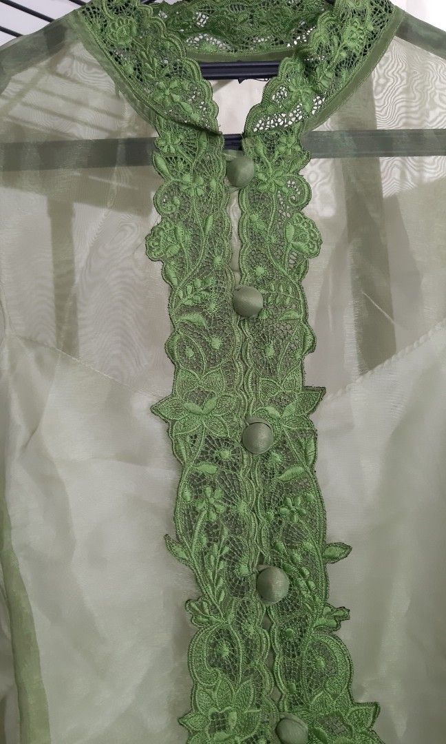 Sale Mau pindahan rumah - Kebaya organdi hijau muda, Fesyen Wanita