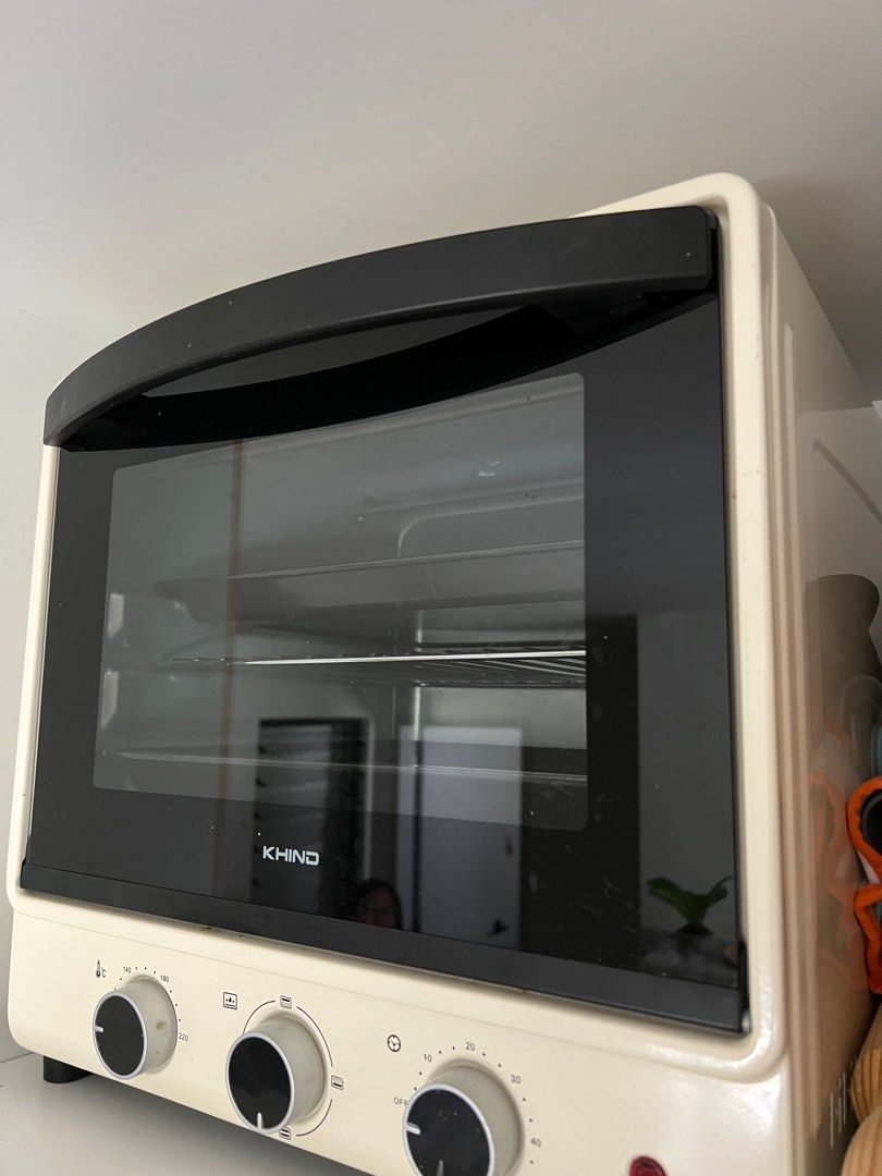 Khind built shop in oven