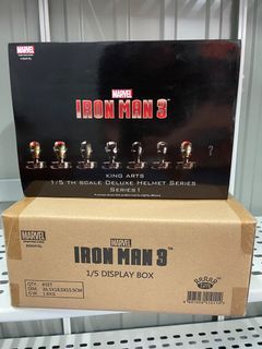 King Arts - Ironman 1/5th scale bust + display cases MISB