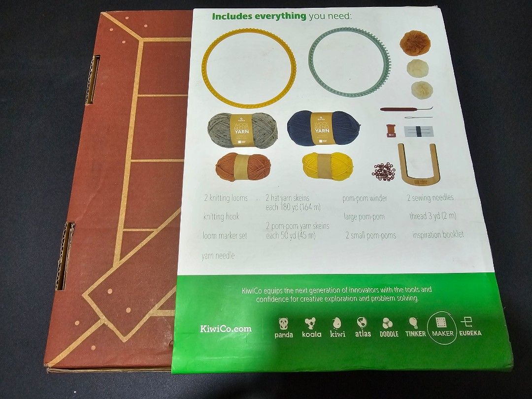 KiwiCo Loom Knitted Hats Craft Kit, Hobbies & Toys, Stationery & Craft