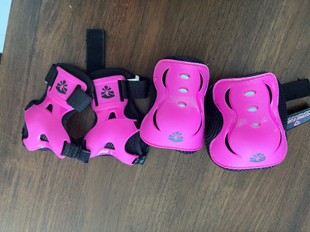 Knee and wrist guards for kids aged 56, Sports Equipment, Other Sports