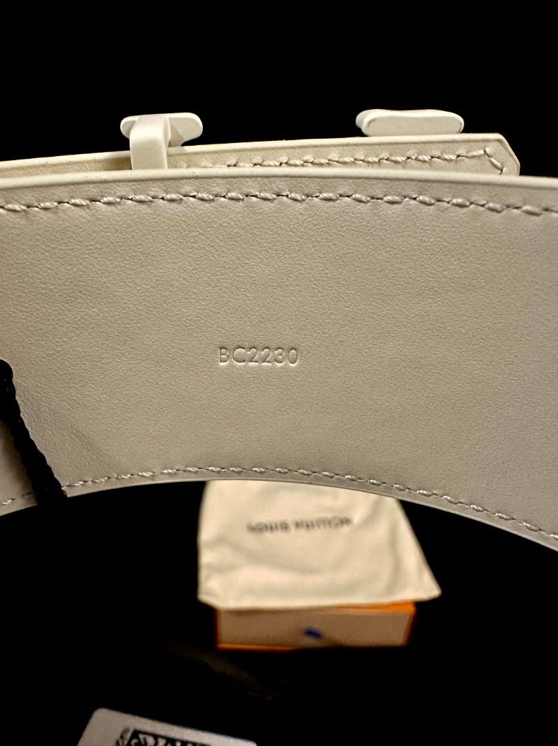 Louis Vuitton LV Shape Belt Monogram 40MM Prism - M0219T