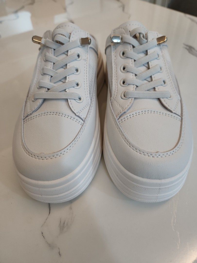 White leather mule discount sneakers