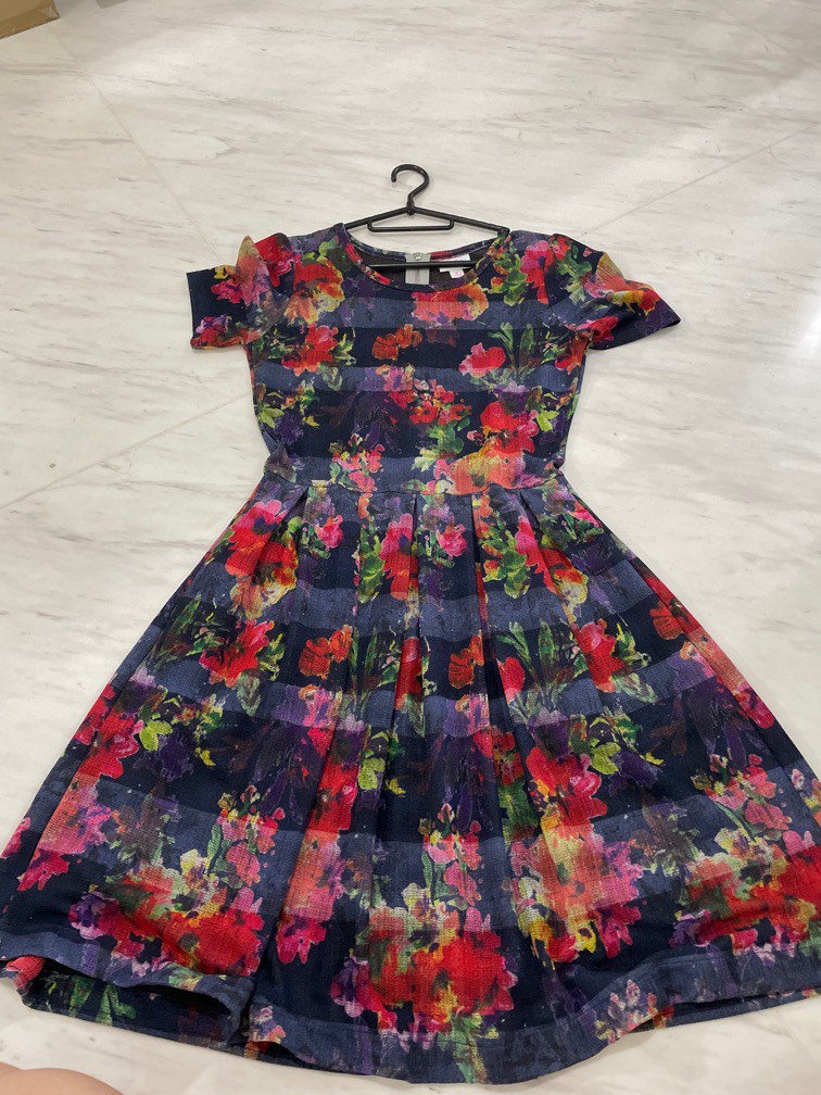 Lularoe floral dress Women s Fashion Dresses Sets Dresses on Carousell