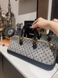 （分類：）位於 。 由 handinhands 提交（商品編號 1245971859，圖片 1）。簡介： 。