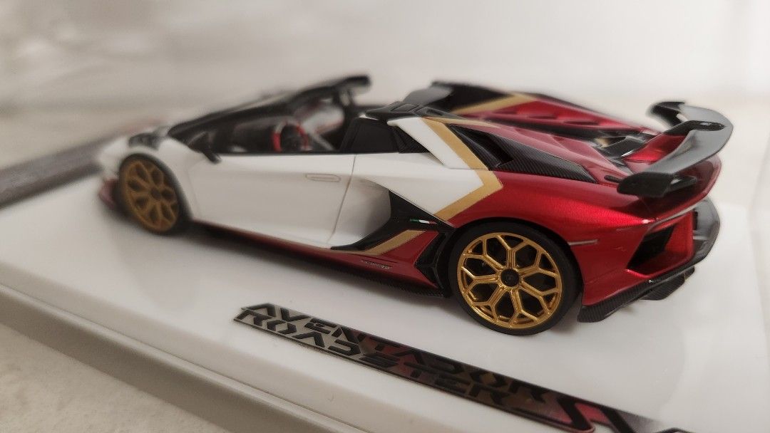 Make Up EIDOLON 1:43 Lamborghini Aventador SVJ Roadster EM669B Ad