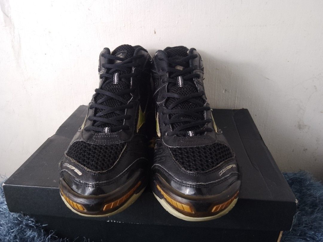 Mizuno wave jump best sale tr2