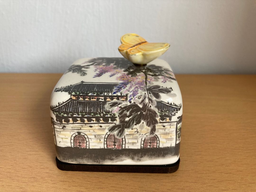 Ceramic discount music boxes