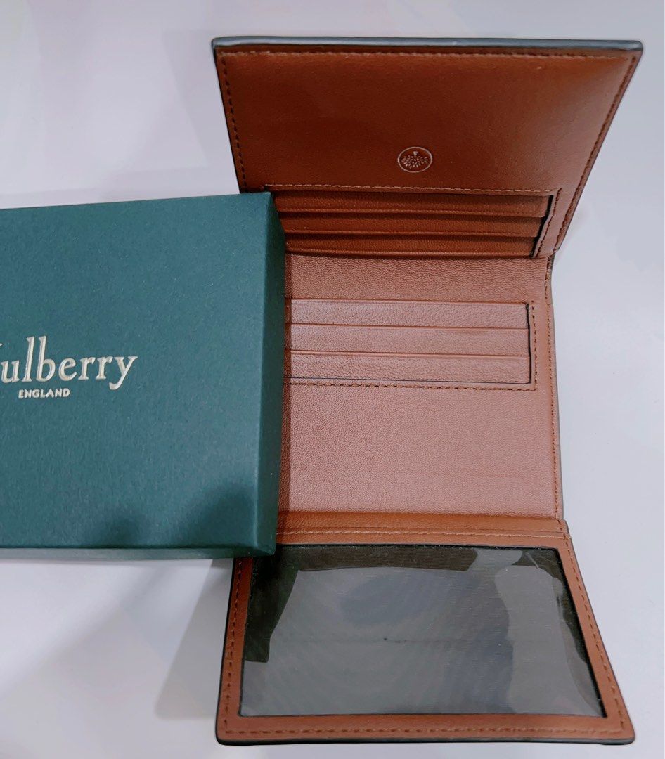 Mulberry wallet trifold, Luxury, Bags & Wallets on Carousell