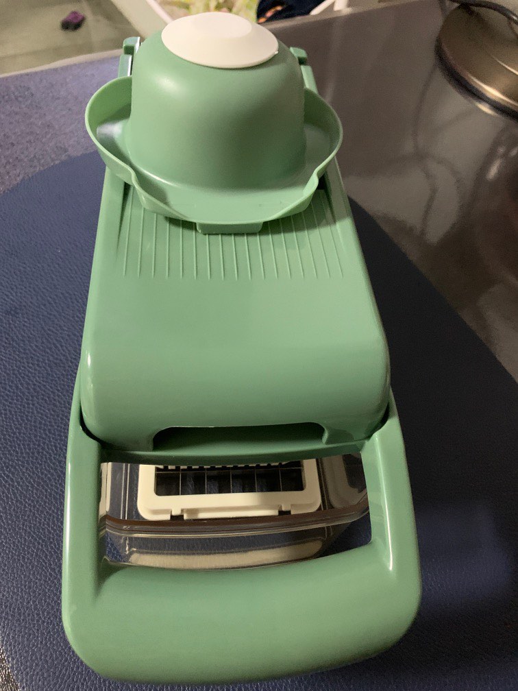 Mutlitypes of shredder, TV & Home Appliances, Kitchen Appliances, Other