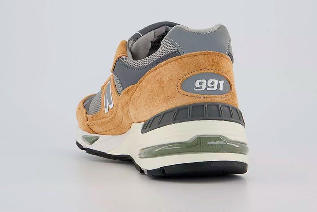New balance 991 Tan Grey Men s Fashion Footwear Sneakers on
