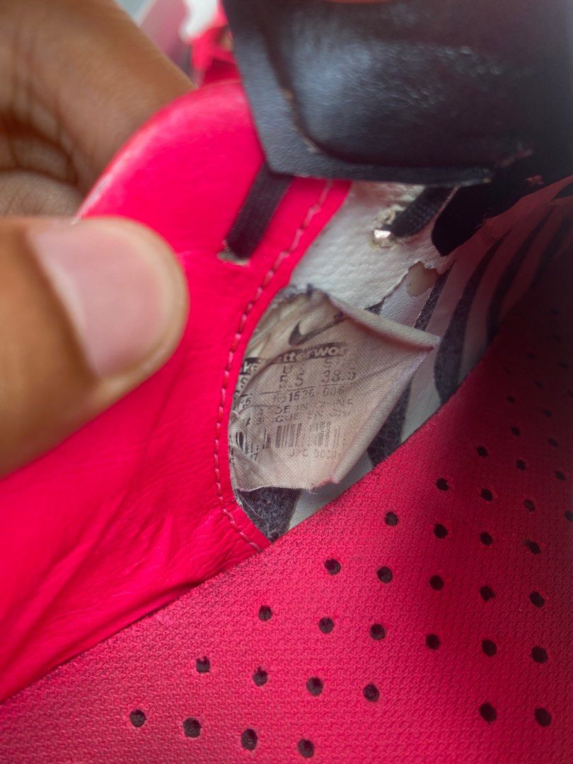 mercurial black and pink