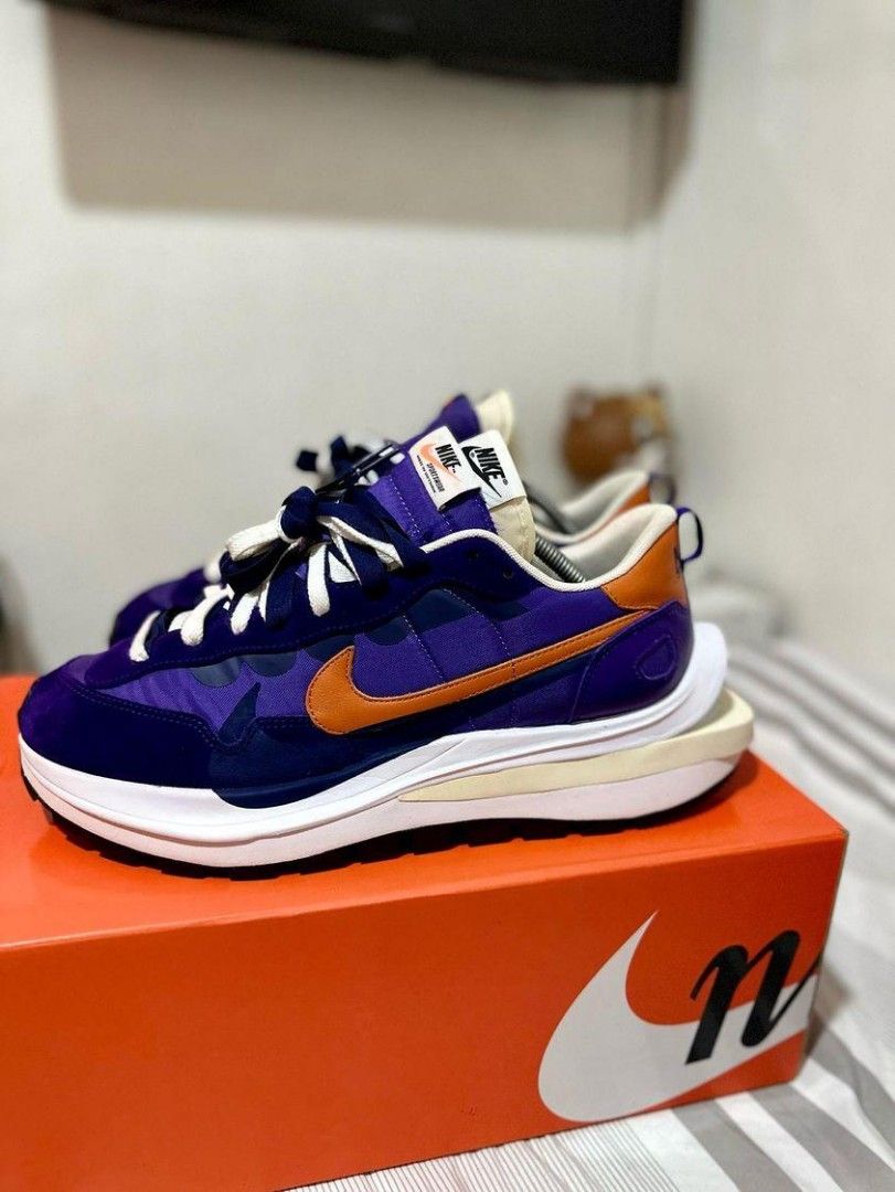 Nike sacai dark irish Men s Fashion Footwear Sneakers on Carousell