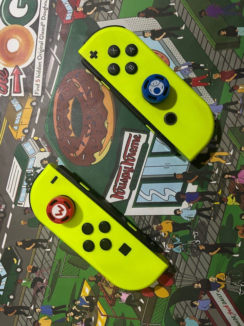 Nintendo Switch Neon Yellow Joy Con Controller, Video Gaming, Gaming Accessories, Controllers on