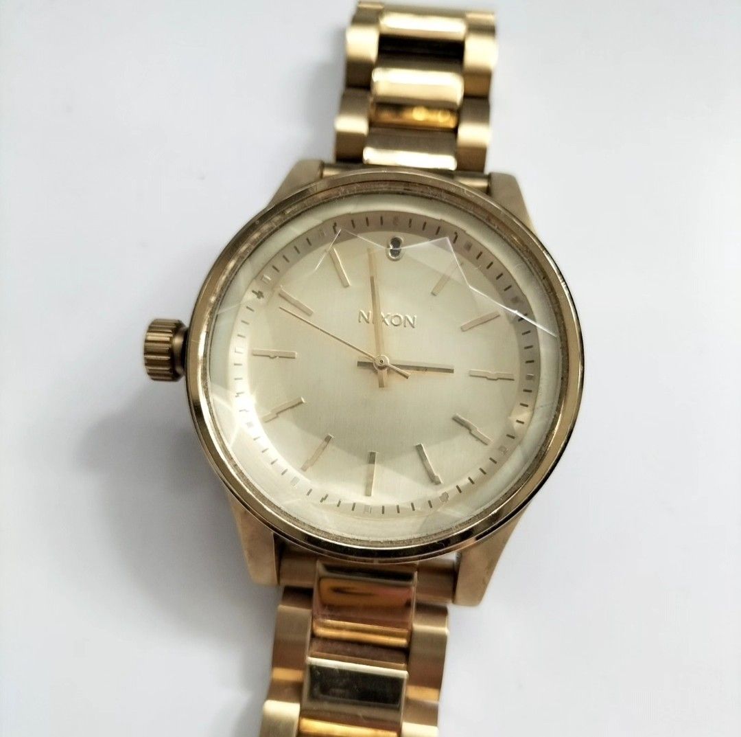 Nixon facet 38 outlet gold