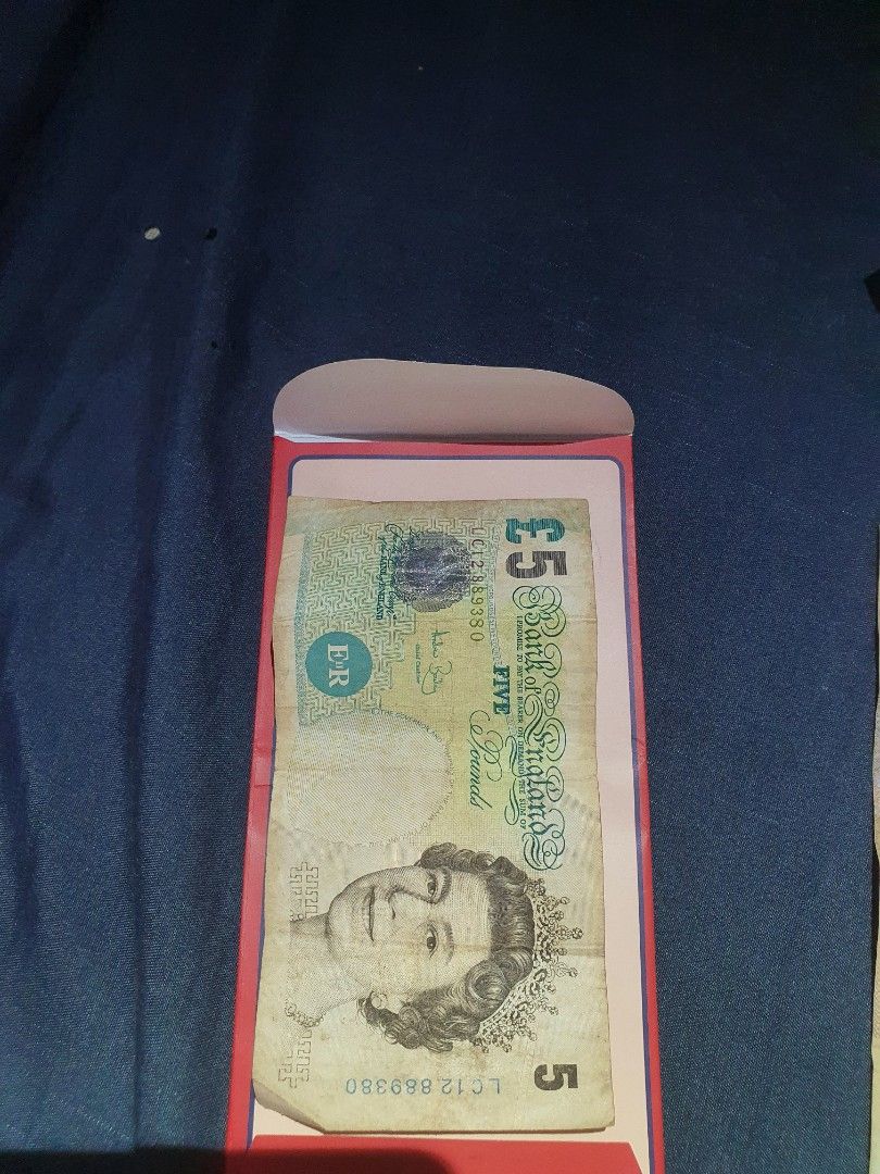 Old Note (Category: Currency) located in Singapore. Submitted by jowce77 (Listing ID 1245840248, Image 1). Description: self collect.
