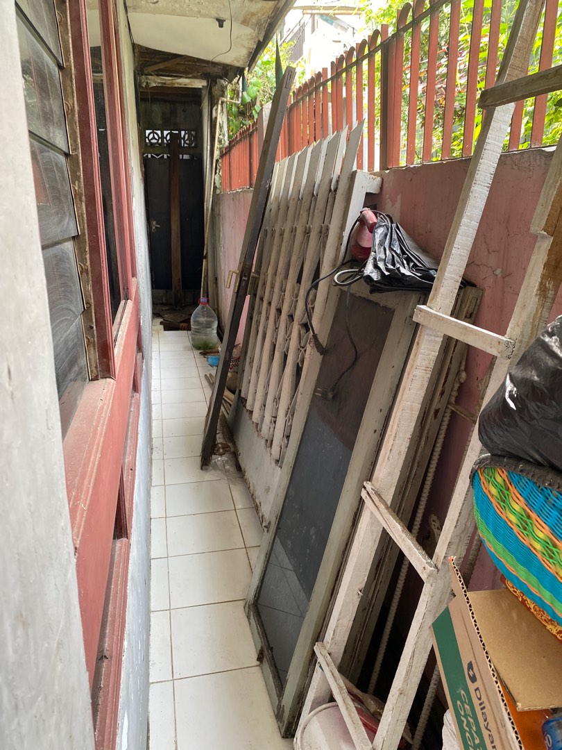 pagar dan jendela kayu besi kaca, bisa satuan baca deskripsi on Carousell