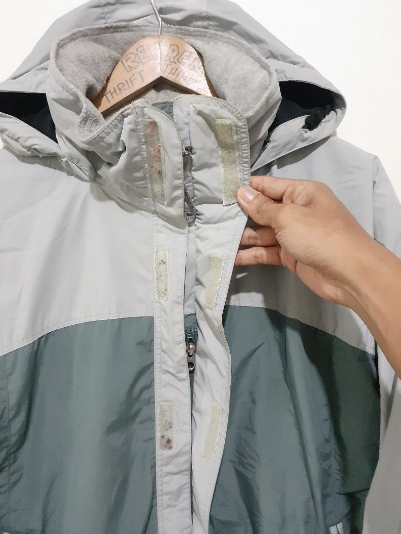 Patagonia Waterproof Windbreaker Jacket on Carousell