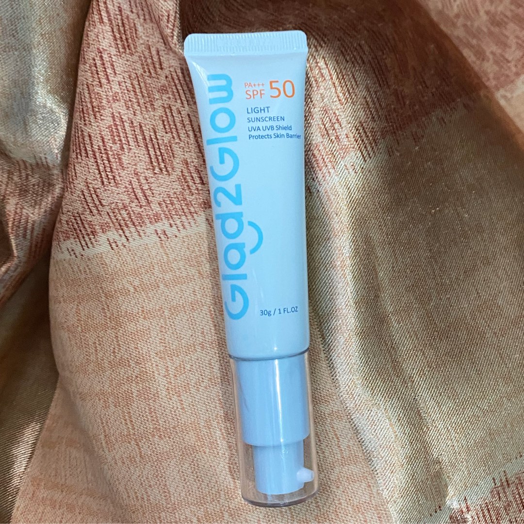 glad2glow light sunscreen spf 50 pa