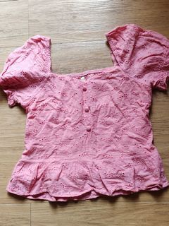 Puffed Sleeves