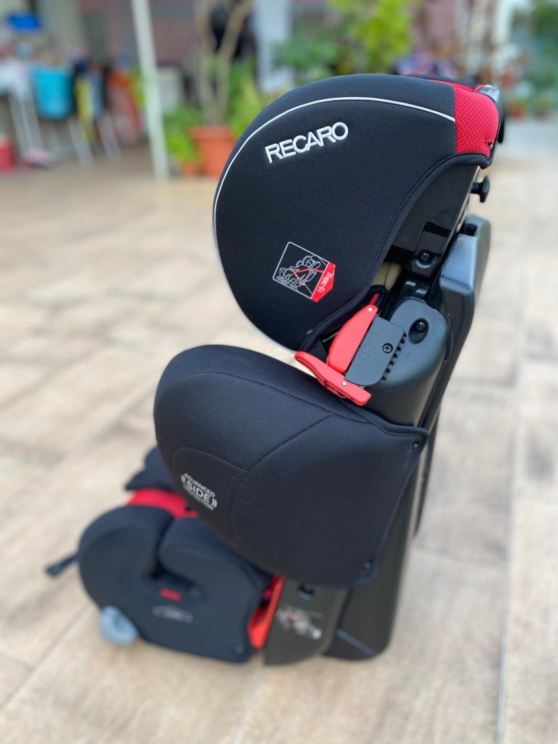 Recaro young sport hero red black