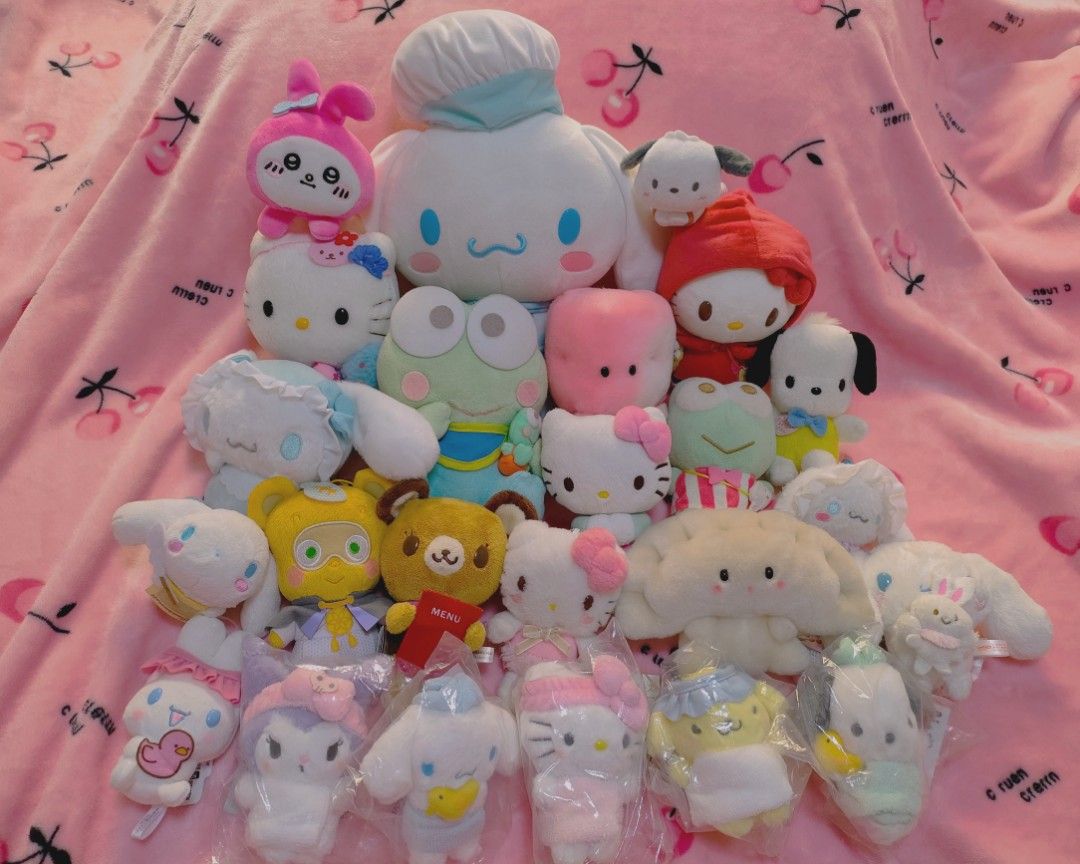 sanrio plushies, Hobbies & Toys, Toys & Games on Carousell