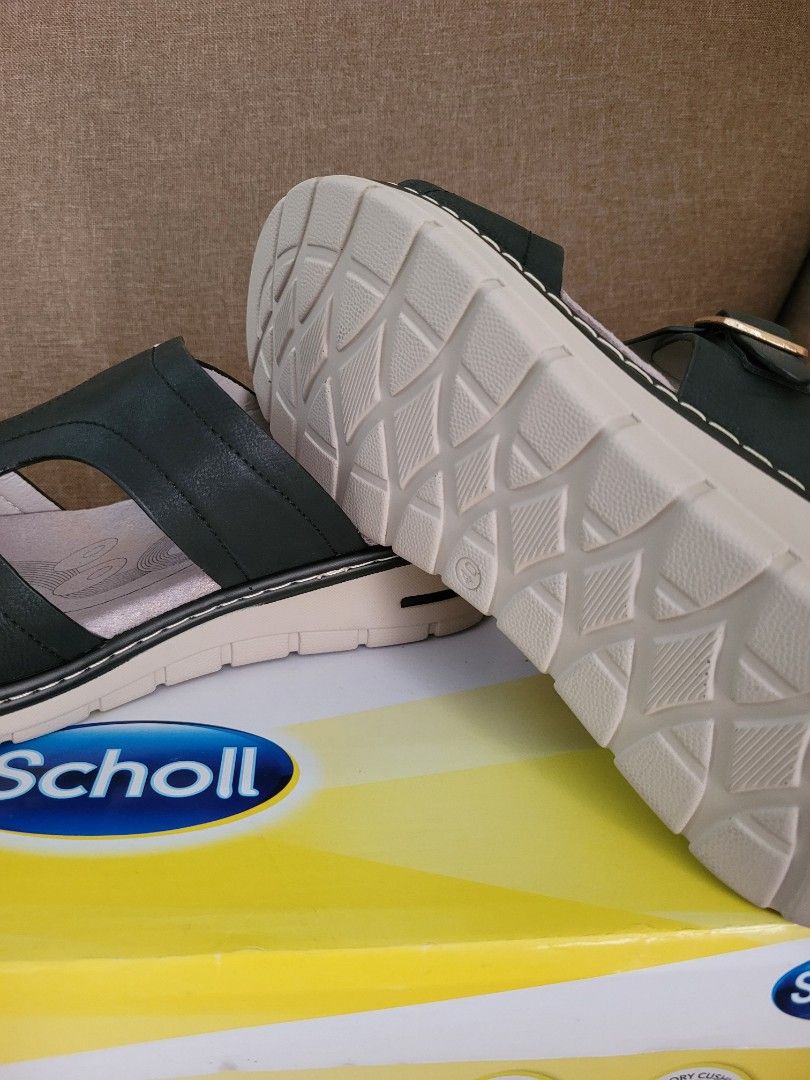 scholl memory cushion shoes