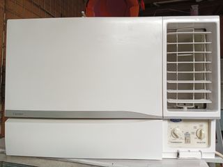Second hand window type Aircon 1.5hp carrier icool series