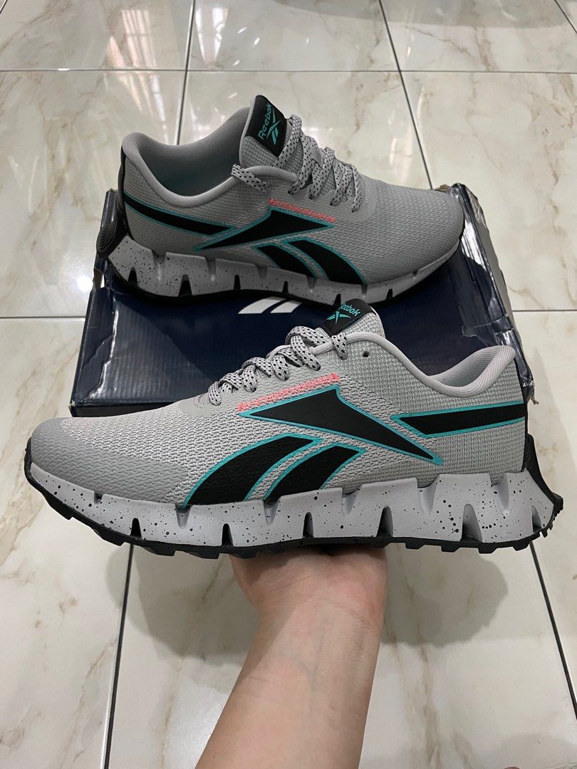 Sepatu sport reebok on sale